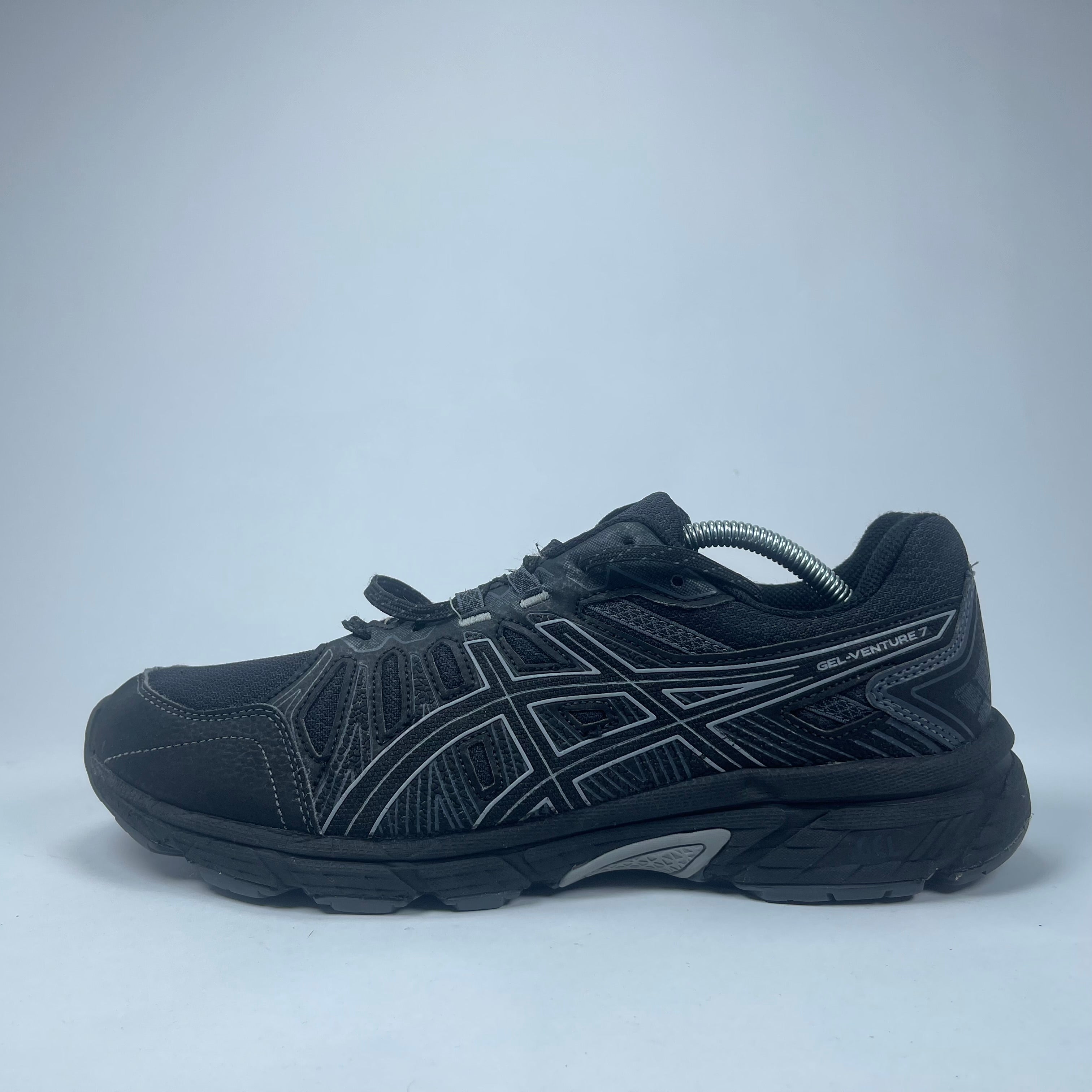 ASICS