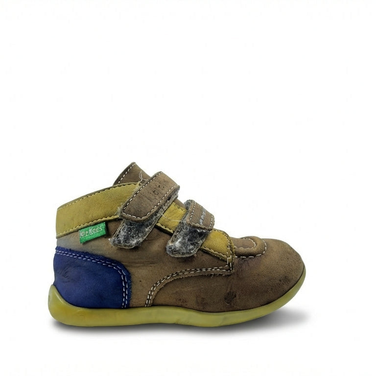 KICKERS
