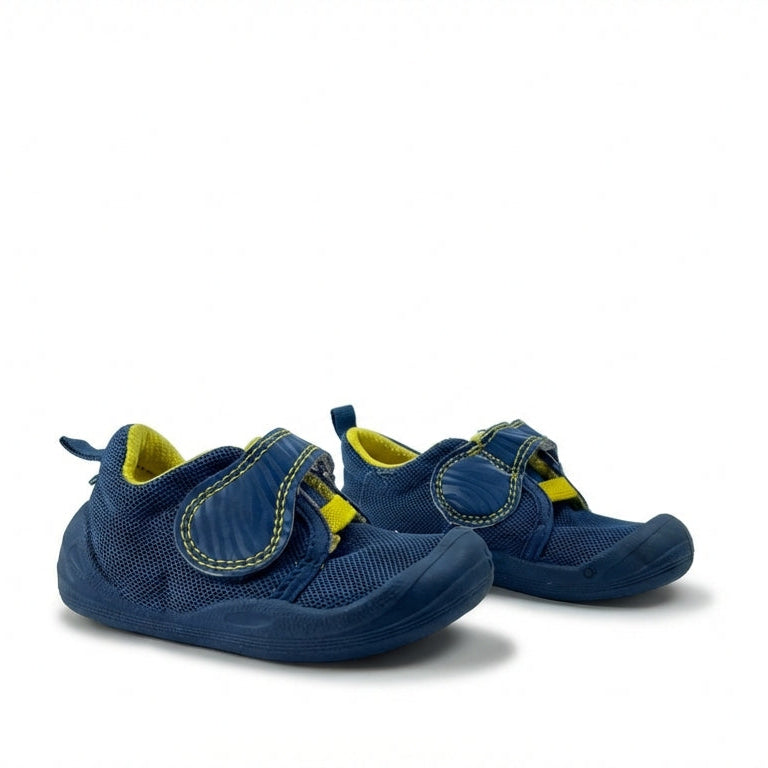 DECATHLON. .