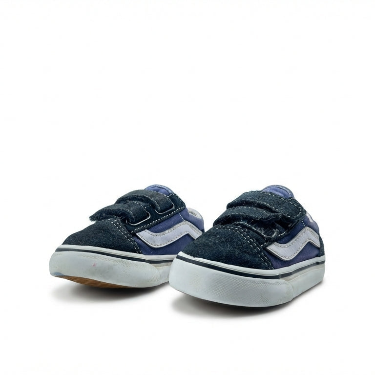 VANS. .